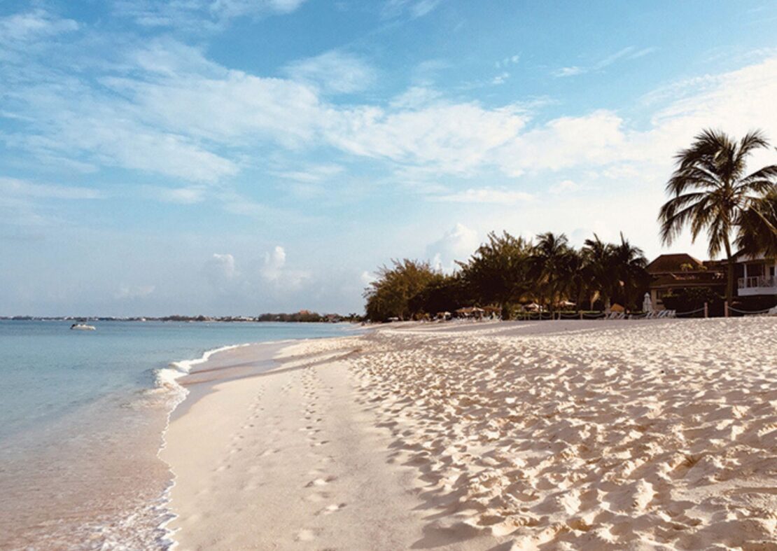 Seven Mile Beach Grand Cayman beach