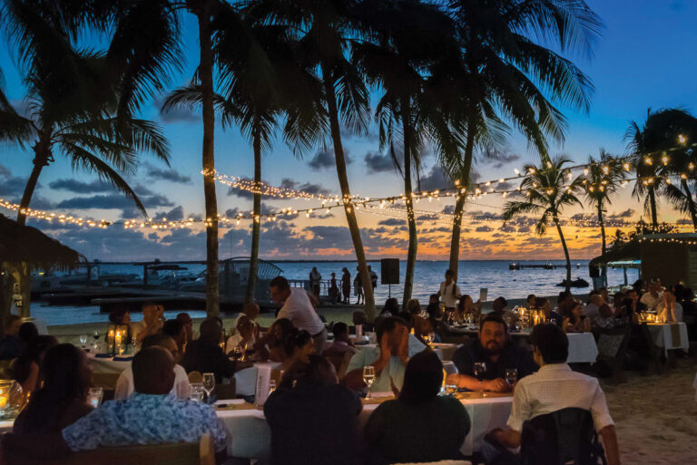 Best restaurants in Grand Cayman | Destination Magazines