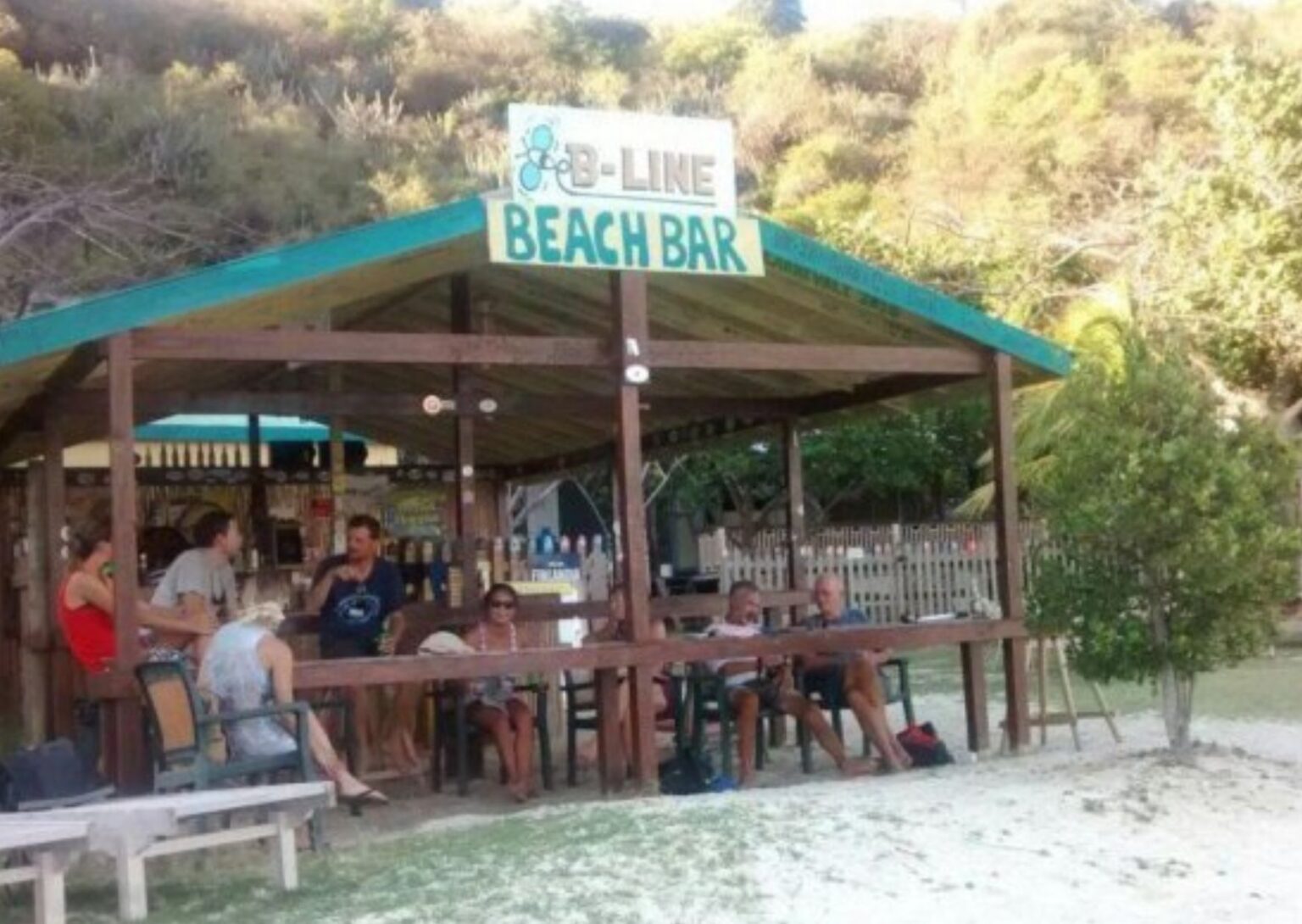 8 Best Beach Bars in the British Virgin Islands