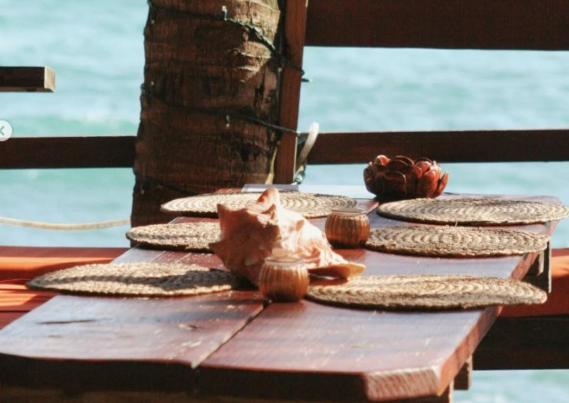 Surfer’s Bay Beach Bar