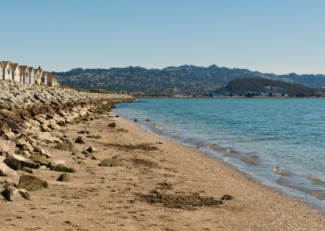 Happy Bay Trail