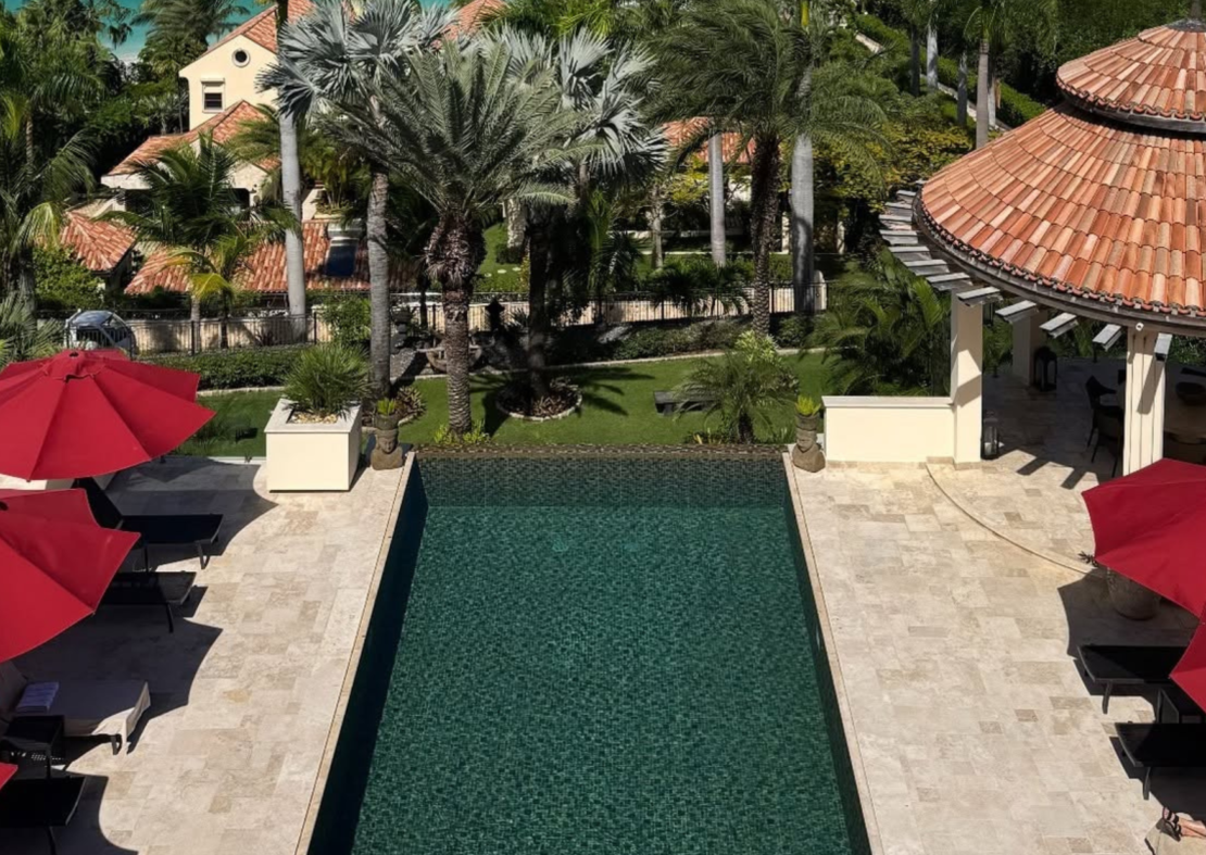 Quintessence Hotel (Long Bay)