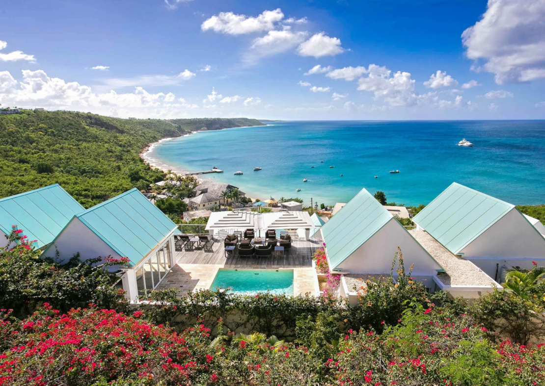 CéBlue Villas & Beach Resort (Crocus Bay)