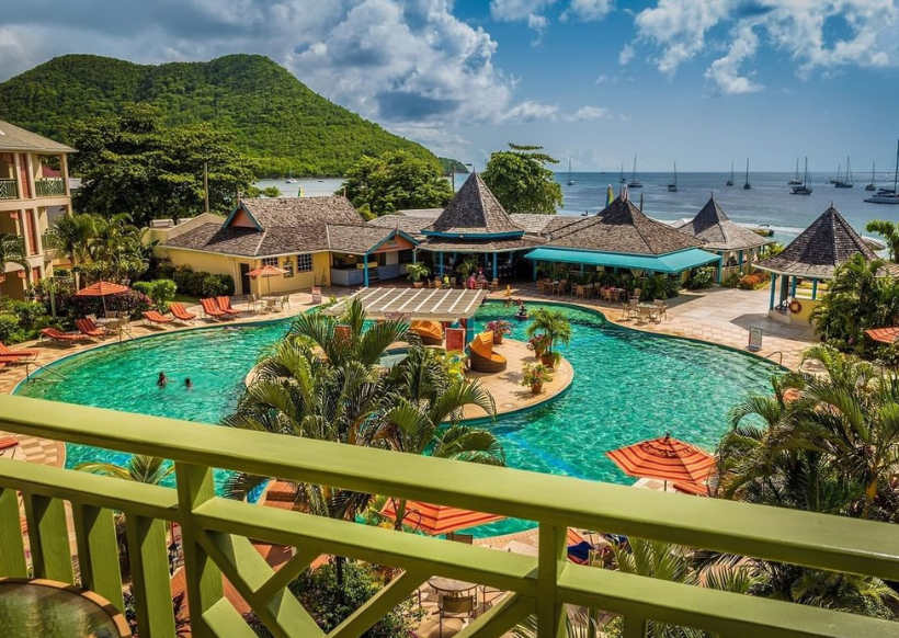  Bay Gardens Beach Resort & Spa